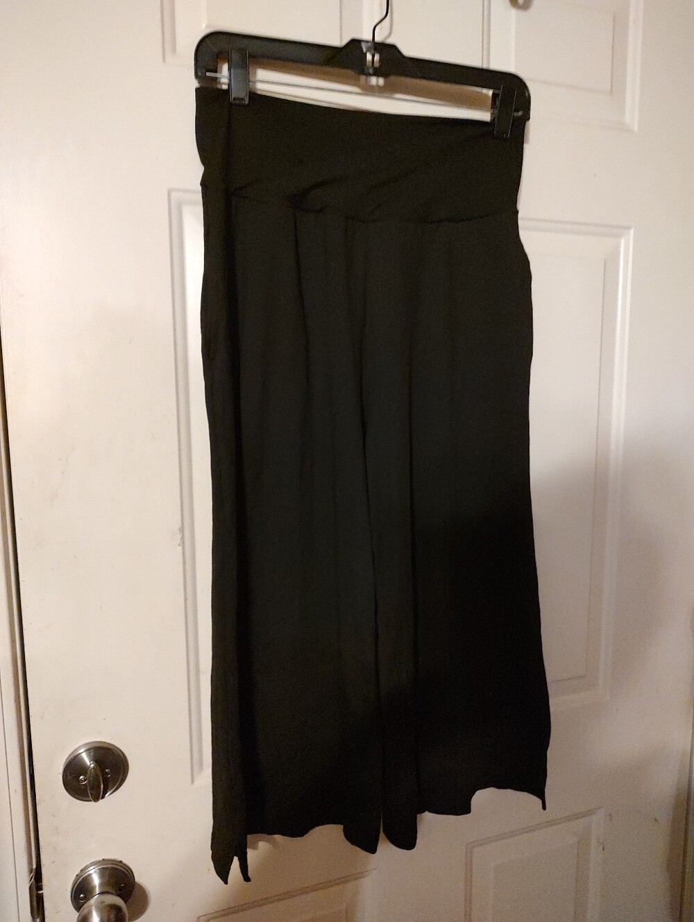 🐈‍⬛🖤🐈‍⬛ Dreamy Comfy Onyx Jet Black Capri Leisure Yoga Pants - M - Picture 12 of 16